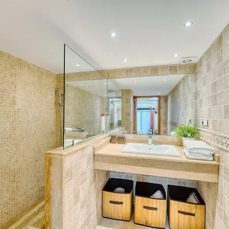 3068 Luxury Family Townhouse In Elviria, * Marbella