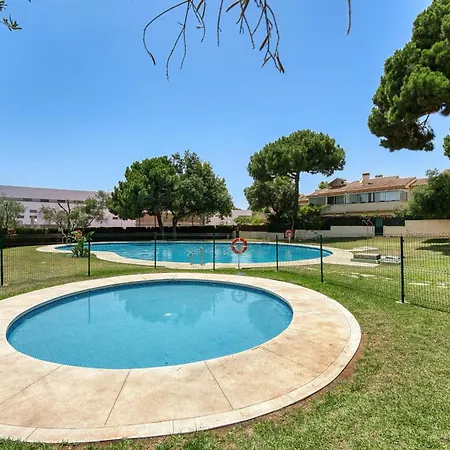 3068 Luxury Family Townhouse In Elviria, Holiday home Marbella