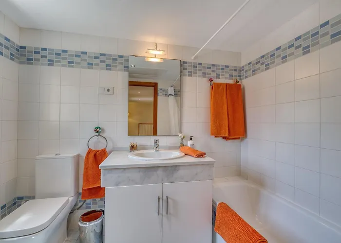Prázdninový dům 3068 Luxury Family Townhouse In Elviria, Marbella