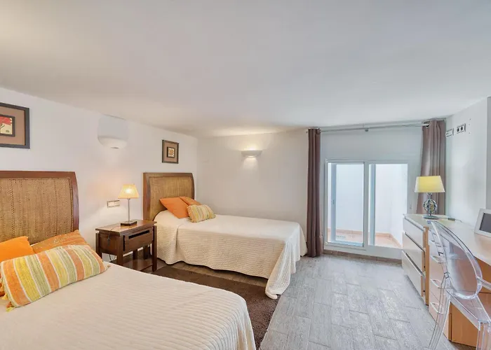 3068 Luxury Family Townhouse In Elviria, * Marbella