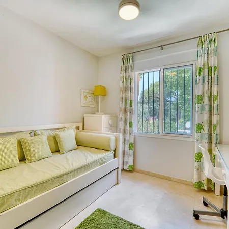 Nyaraló 3068 Luxury Family Townhouse In Elviria, Marbella